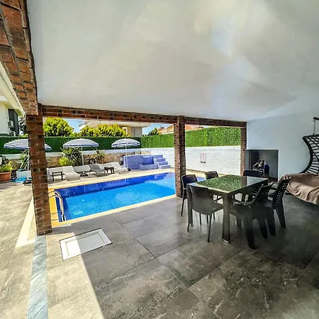 Inviting 3-bedrooms In Fethiye Mugla