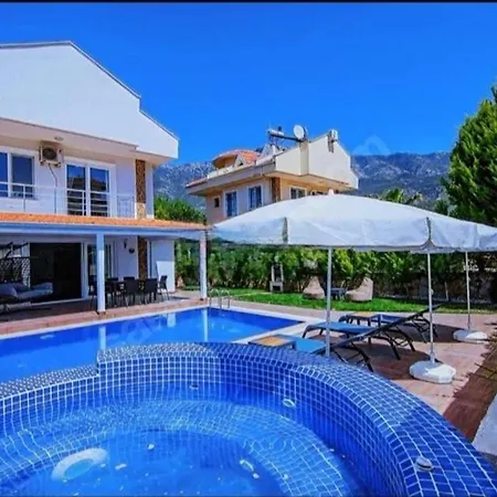 Inviting 3-bedrooms In Fethiye Mugla 4*